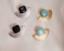 CASSANDRA EARRINGS - Image 3